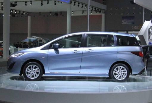 野马的2.3t发动机是四缸吗,福特野马发动机排量多大