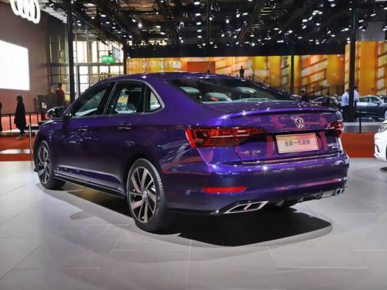 五菱宏光s3变速箱油多久换一次(奔驰E300L变速箱油多久更换一次)