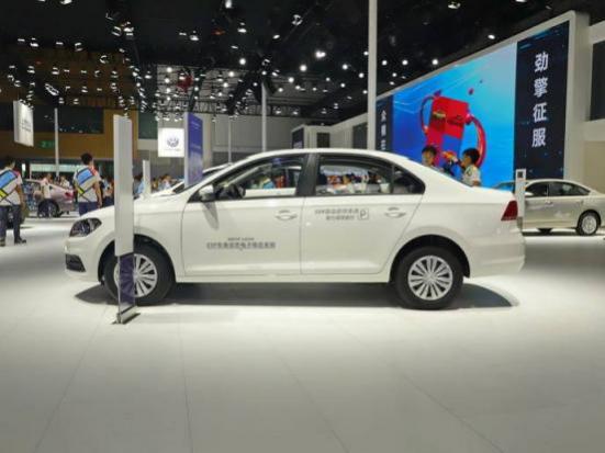 ?汽车空调压力开关的作用和安装位置( 汽车空调冷凝器的作用是什么)