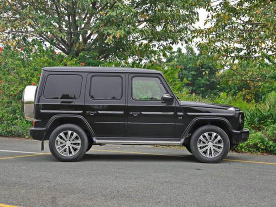 想换车牌号怎么换(重庆哪里能换车牌号)