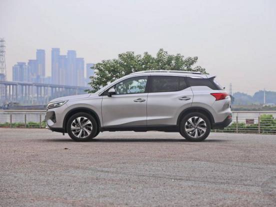 汽车雾灯不亮是什么原因？怎么解决？,06年别克君越雾灯不亮怎么办?