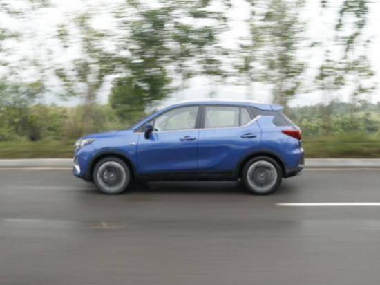 红旗轿车多少钱(红旗h9价格多少钱一辆)