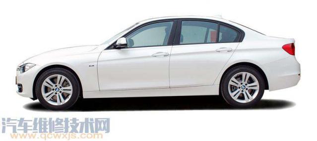 汽车刹车太硬有时踩不动(如何避免自动挡汽车把油门当刹车)