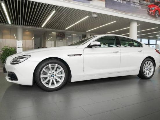 桑塔纳雾灯怎么开,速腾雾灯有雾气是怎么回事