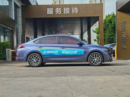 轮胎侧边擦破怎么补(轮胎侧边漏气怎么处理)