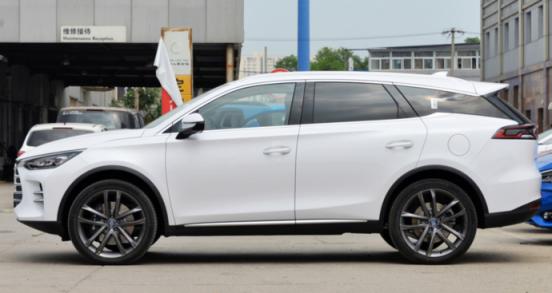 新手倒车技巧注意事项解析(科目二倒车入库注意事项有哪些)