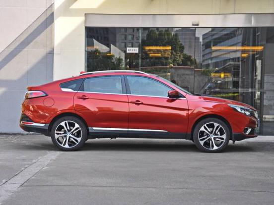 奇骏刹车异响怎么回事(昂克赛拉刹车灯不亮怎么回事)