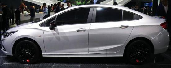 普拉多刹车灯不亮了,刹车灯不亮怎么回事