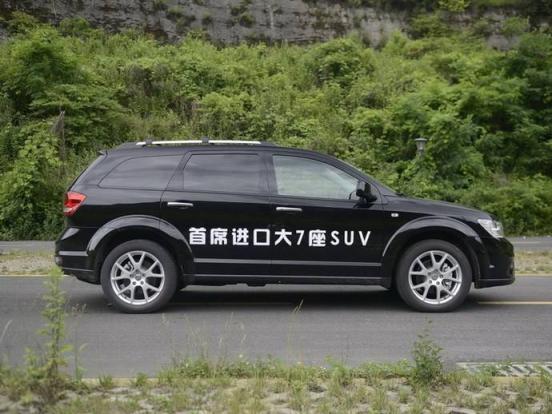 新车过户以后还享受六年免检吗？(新车过户后还是6年免检吗)