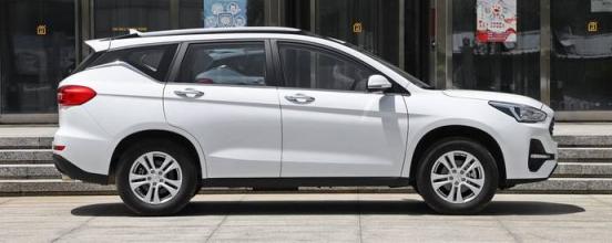 领克03的百公里油耗多少(桑塔纳浩纳两厢1.6百公里油耗)