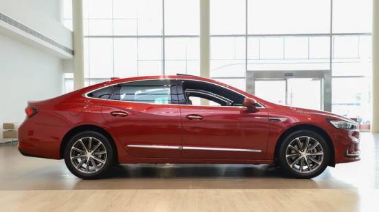 依维柯房车净水箱位置在哪,依维柯越野房车报价