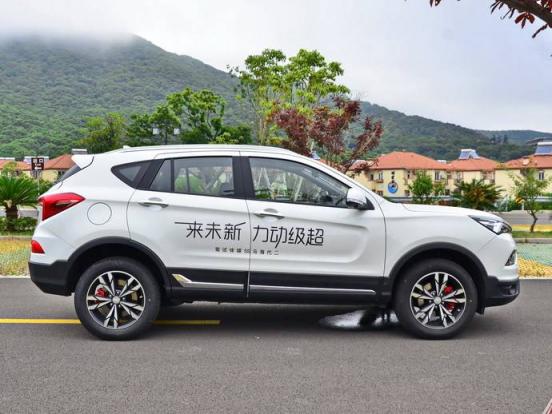 根据贴条编号如何查询违章(如何界定违章停车)