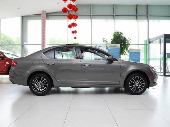 捷豹xf旅行版价格,捷豹XE停产2023年XF价格大幅下调