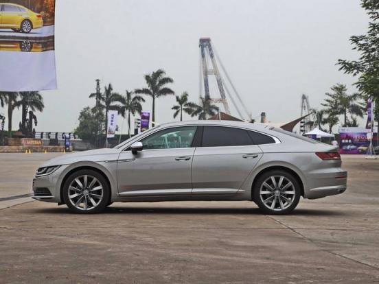 把车标喷黑了罚款吗(把车标喷黑了罚款吗)