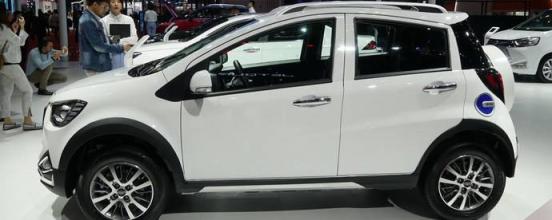 紧急制动是刹车吗(车载30吨钢板状态下，遇到紧急脚刹手刹一起刹是不是刹车更快？)