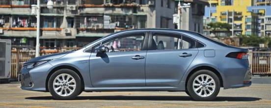 福克斯避震器多久更换？(经典福克斯多久更换一次变速箱油？)