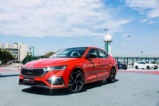 车子怎样定位追踪器(车子怎么安装定位追踪器)